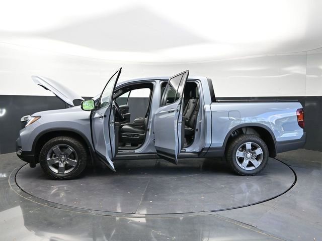 Used 2025 Honda Ridgeline TrailSport image 41