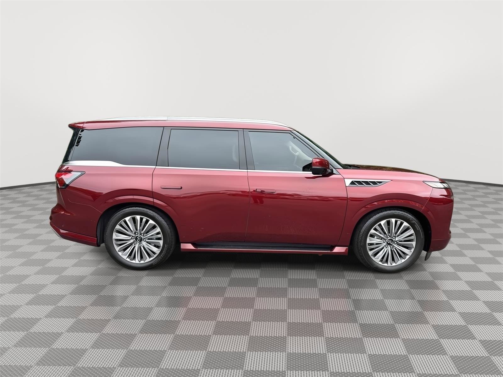 Certified 2025 INFINITI QX80 Sensory AWD/4WD image 5