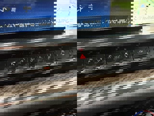 Used 2025 Chevrolet Silverado 1500 LT Trail Boss w/ Convenience Package II AWD/4WD image 28