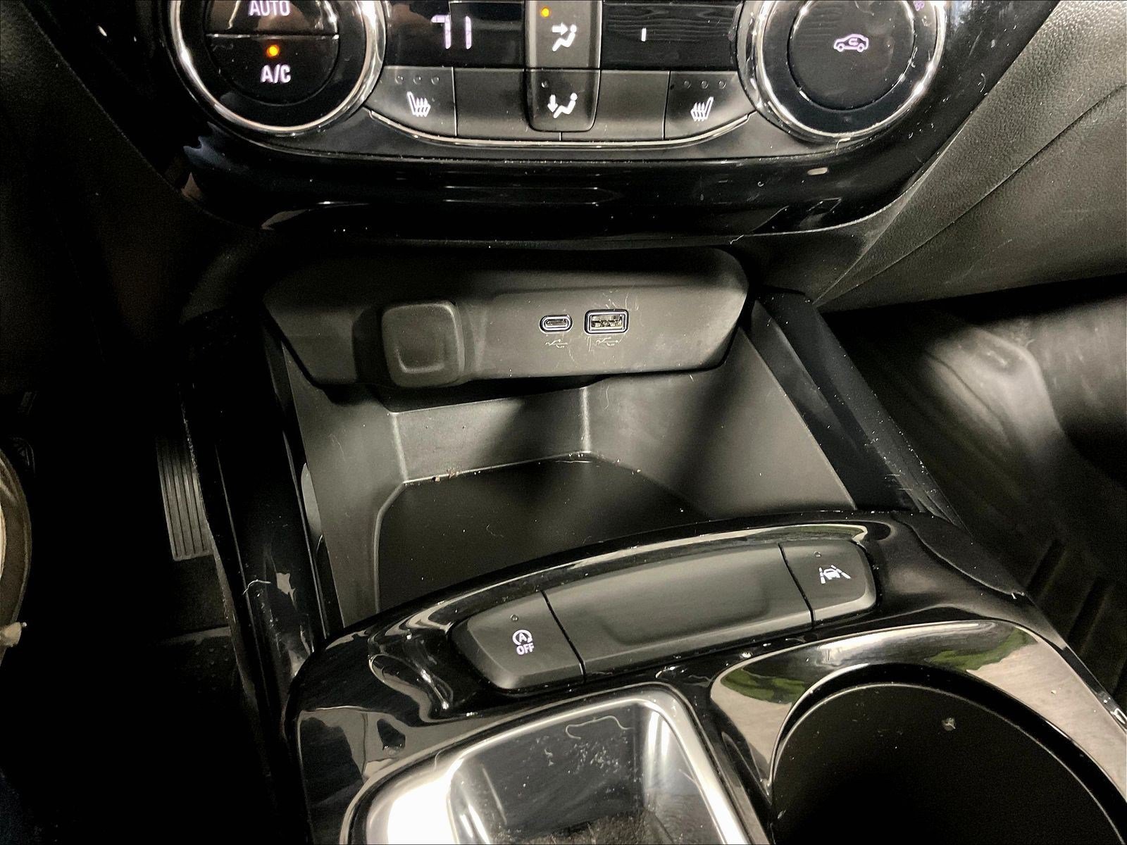 Used 2025 Chevrolet Trax ACTIV w/ Driver Confidence Package FWD image 16