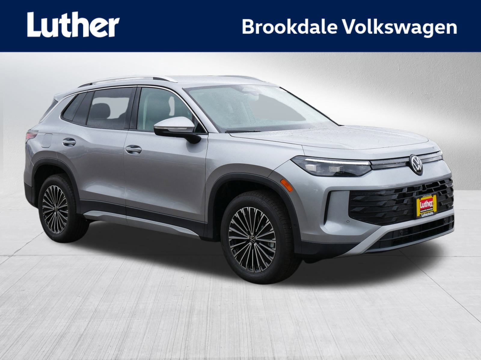 New 2026 Volkswagen Tiguan S image 1