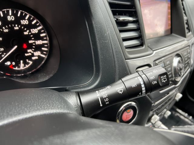 Used 2020 Nissan Pathfinder SL image 33