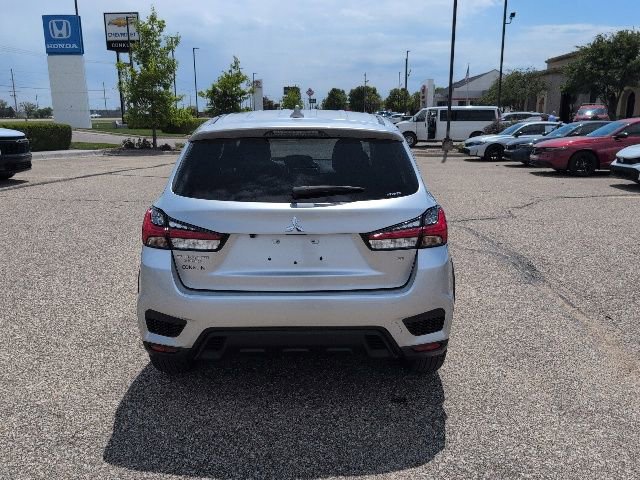 Used 2025 Mitsubishi Outlander Sport SE AWD/4WD image 18