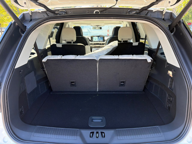 New 2027 Lincoln Aviator Reserve w/ Luxury Package RWD image 19