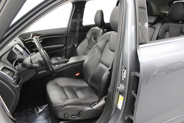 Used 2019 Volvo XC90 T6 Momentum w/ Advanced Package AWD/4WD image 14