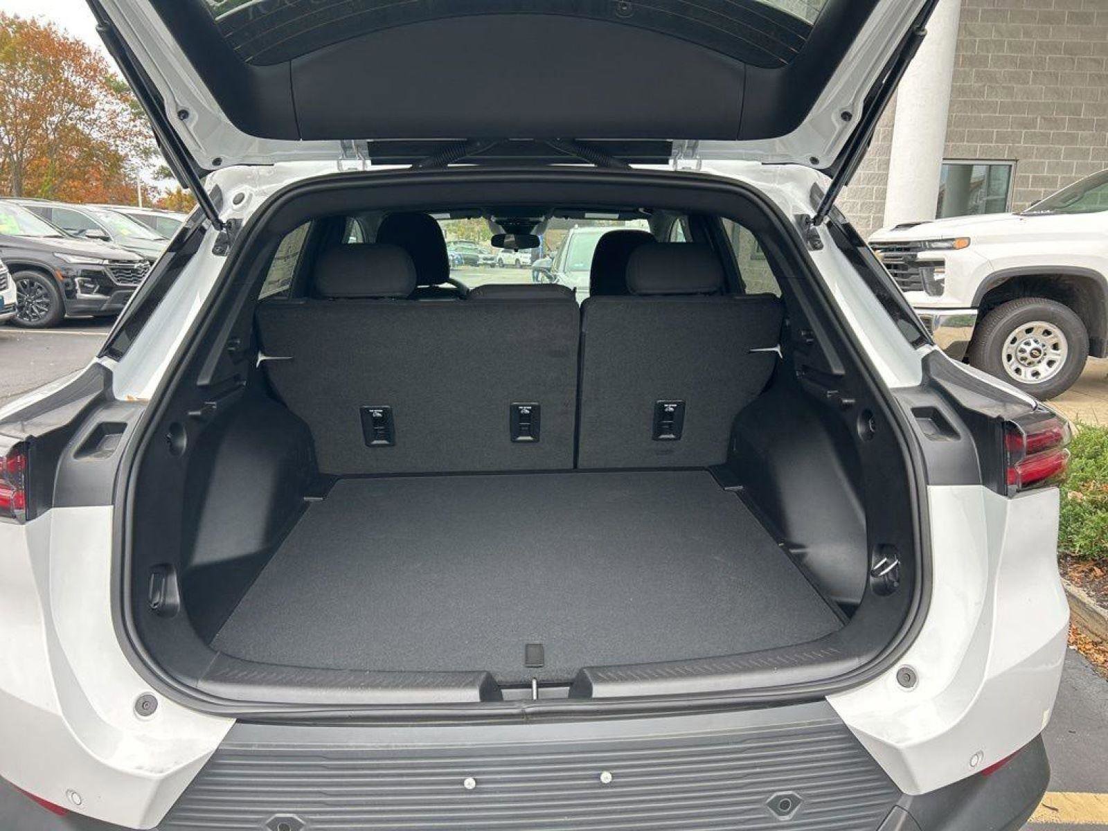 New 2026 Chevrolet Equinox EV LT FWD image 21
