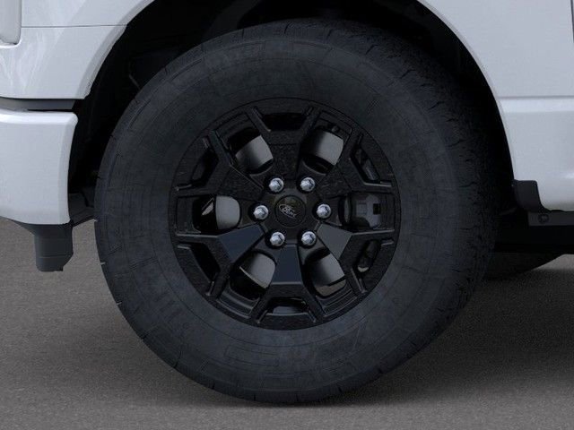 New 2025 Ford F150 Lightning XLT AWD/4WD image 19