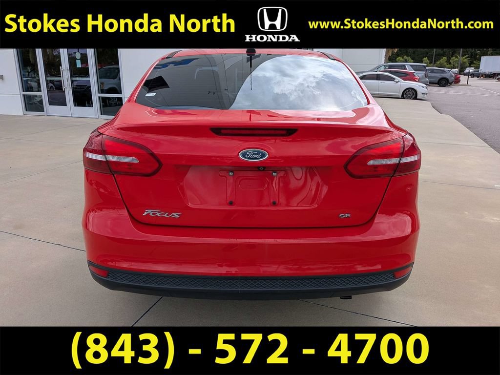 Used 2017 Ford Focus SE FWD image 12
