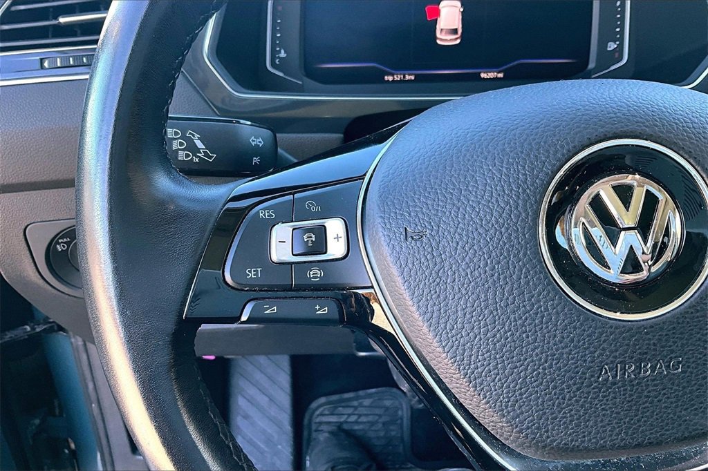 Used 2019 Volkswagen Tiguan SEL image 15