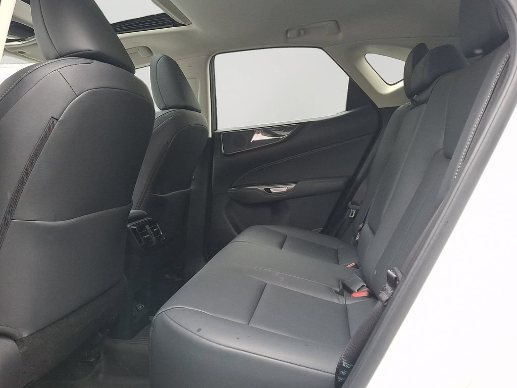 Used 2024 Lexus NX 350 AWD image 8