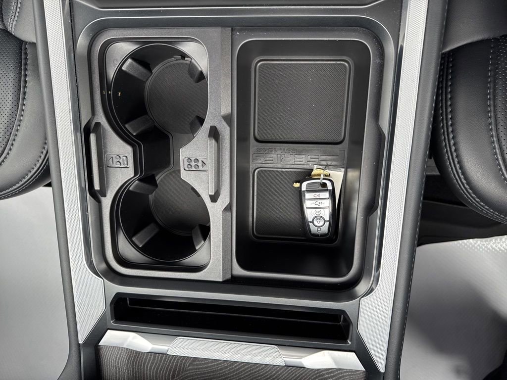 Used 2025 Ford F450 Platinum w/ FX4 Off-Road Package image 20