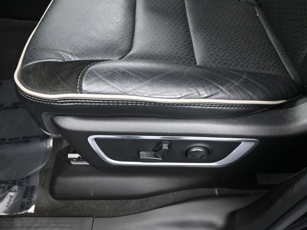 Used 2023 RAM 1500 Laramie image 15