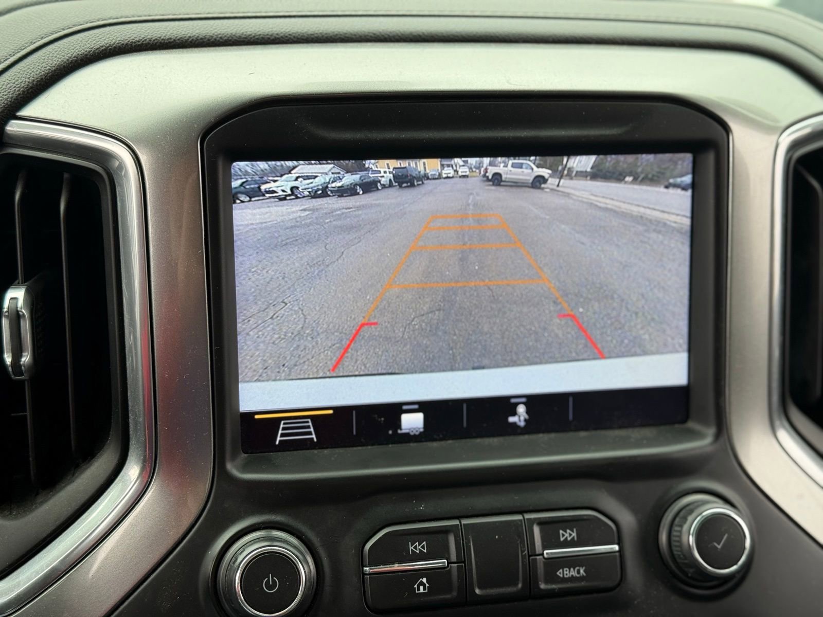 Used 2019 Chevrolet Silverado 1500 LTZ image 25