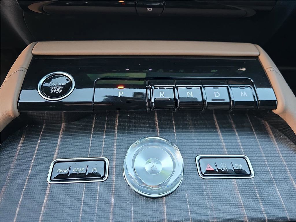 New 2026 Lincoln Navigator Black Label AWD/4WD image 23