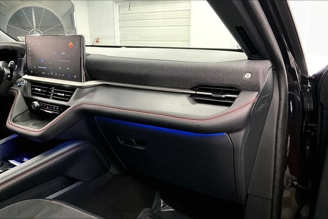 Used 2025 Ford Explorer ST AWD/4WD image 19