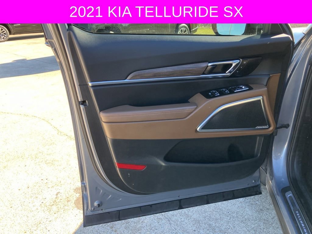 Used 2021 Kia Telluride SX w/ SX Prestige Package image 26