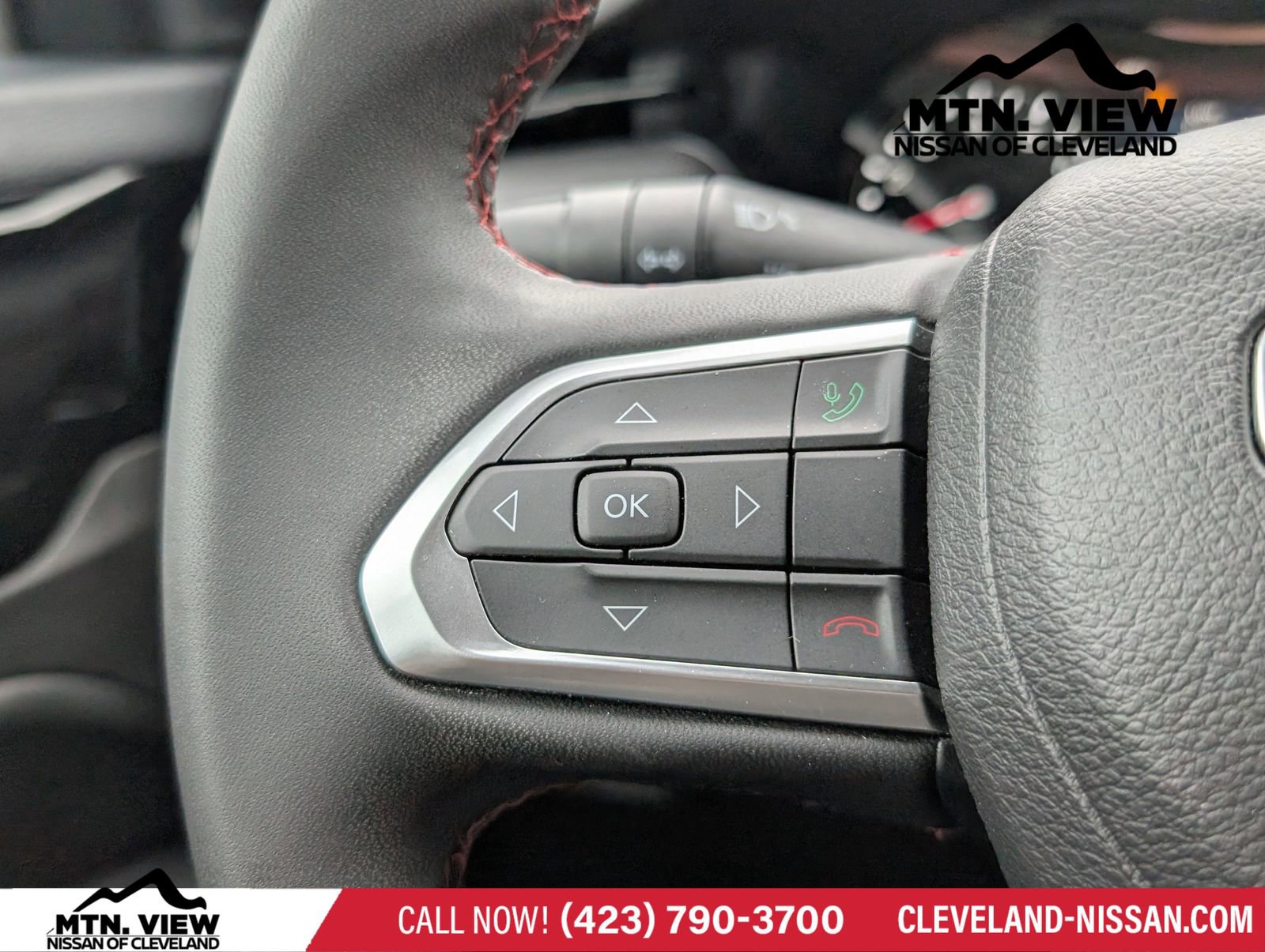 Used 2024 Jeep Compass Trailhawk image 24