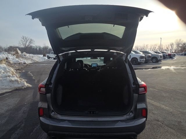 Certified 2024 Ford Escape ST-Line w/ Cold Weather Package image 10