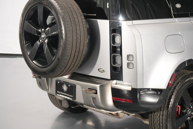 Used 2021 Land Rover Defender 110 X AWD/4WD image 11
