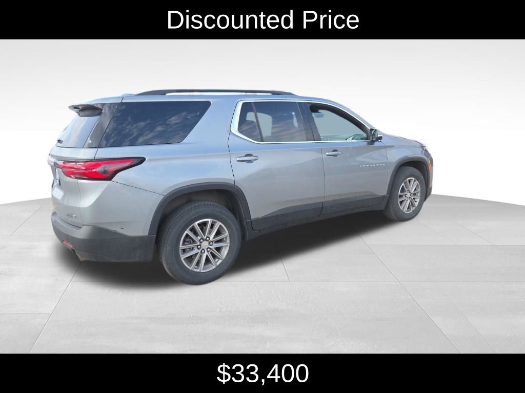 Used 2023 Chevrolet Traverse LT w/ LPO, Floor Liner Package AWD/4WD image 3