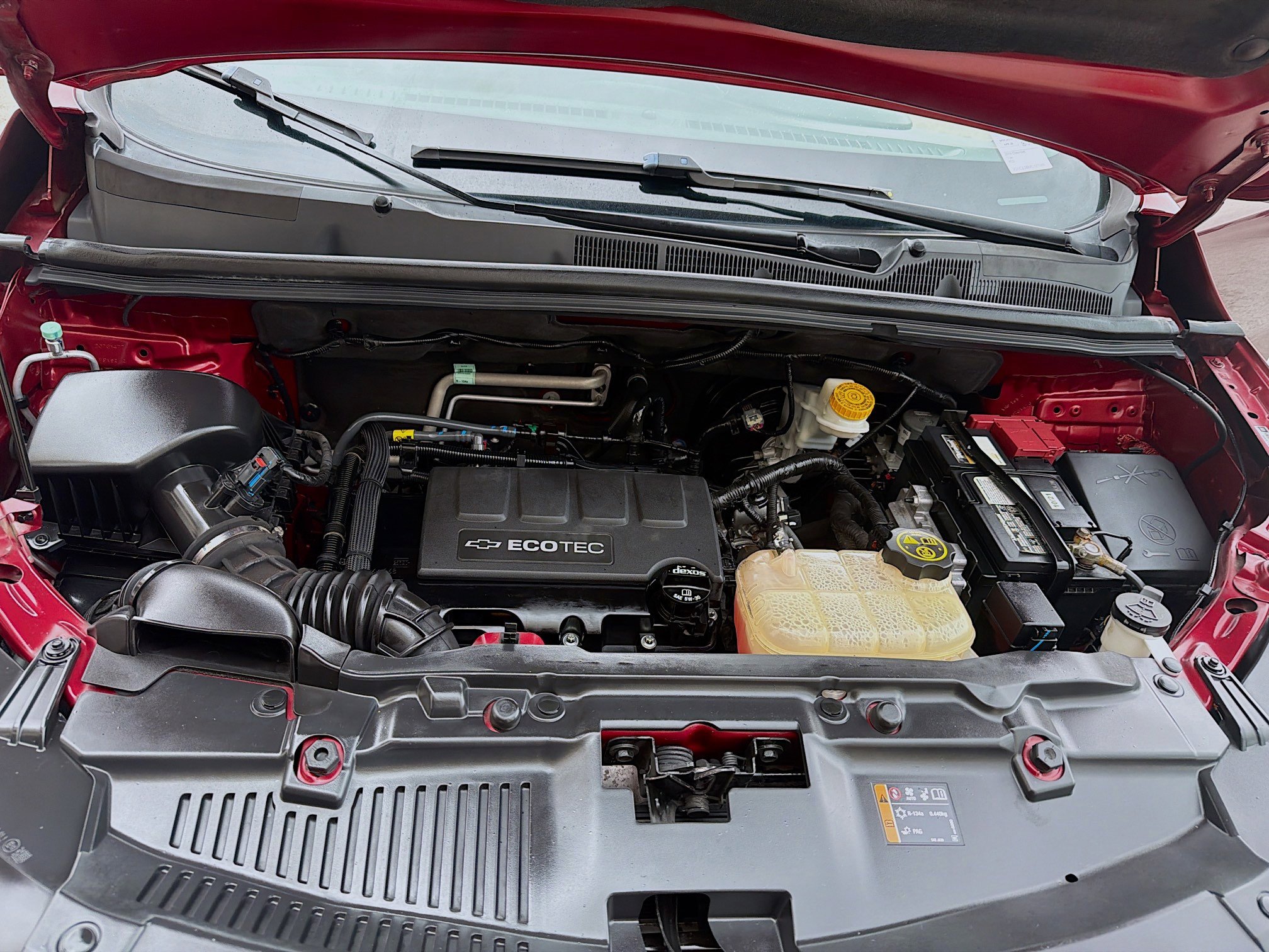 Used 2019 Chevrolet Trax LT w/ LT Convenience Package FWD image 35