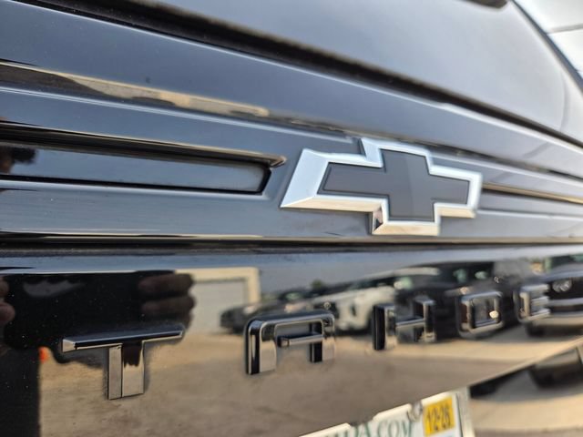 Used 2024 Chevrolet Tahoe RST w/ Luxury Package AWD/4WD image 16