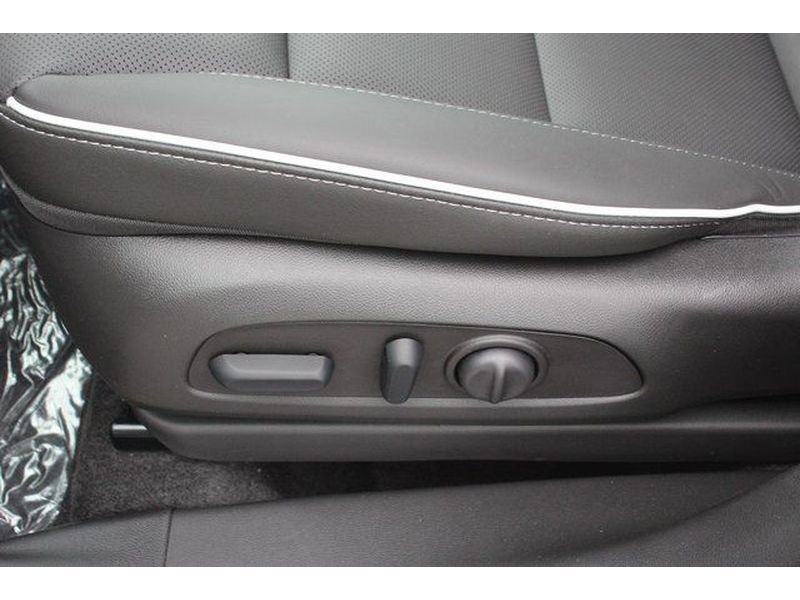 New 2026 Buick Encore GX Avenir w/ Avenir Technology Package image 19