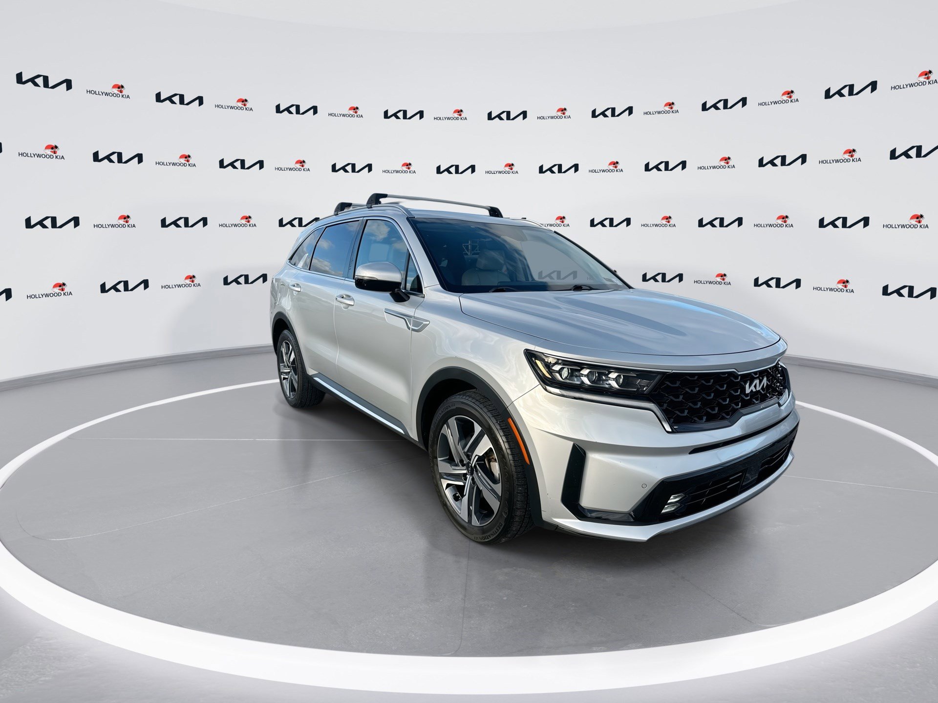 Certified 2022 Kia Sorento SX image 2