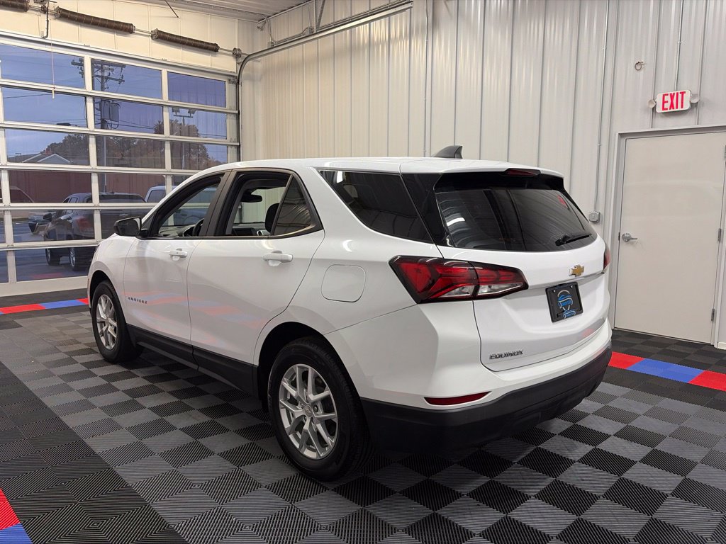 Used 2024 Chevrolet Equinox LS w/ LPO, Floor Liner Package FWD image 6