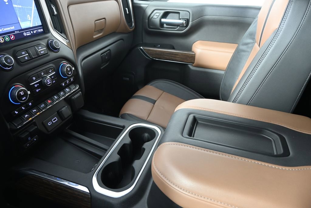 Used 2022 Chevrolet Silverado 1500 High Country w/ Technology Package image 35