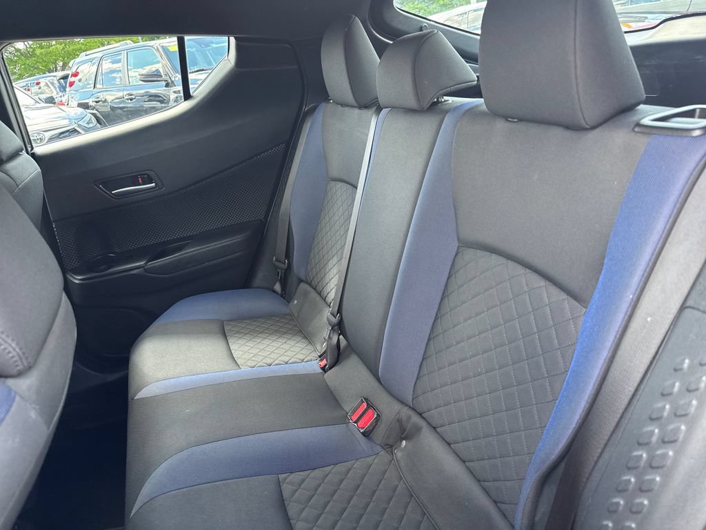 Used 2021 Toyota C-HR XLE FWD image 34