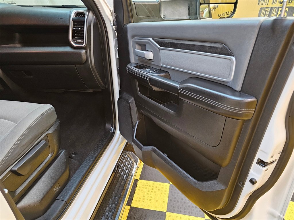Used 2021 RAM 2500 Big Horn image 13