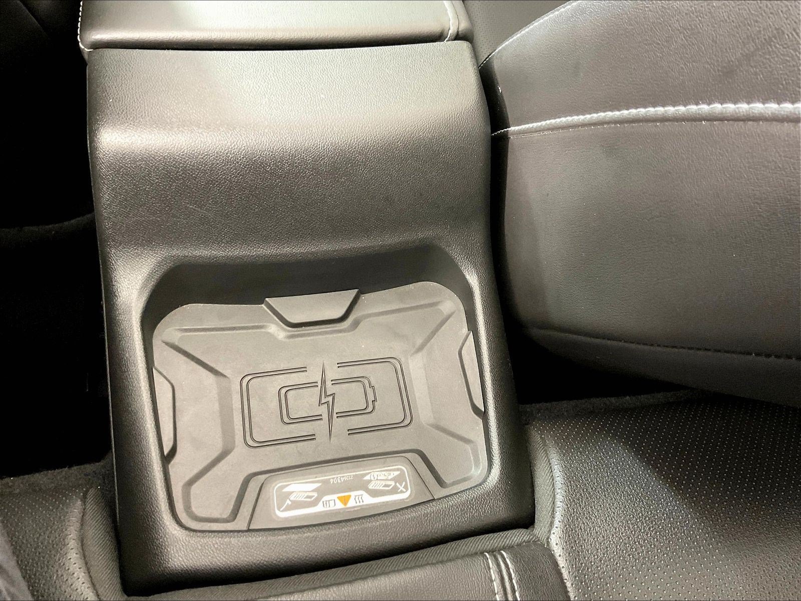 Used 2021 Chevrolet Camaro SS RWD image 10