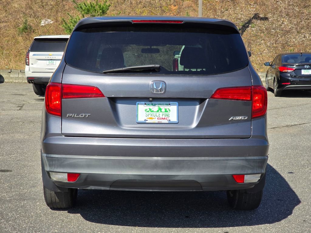Used 2016 Honda Pilot LX image 16