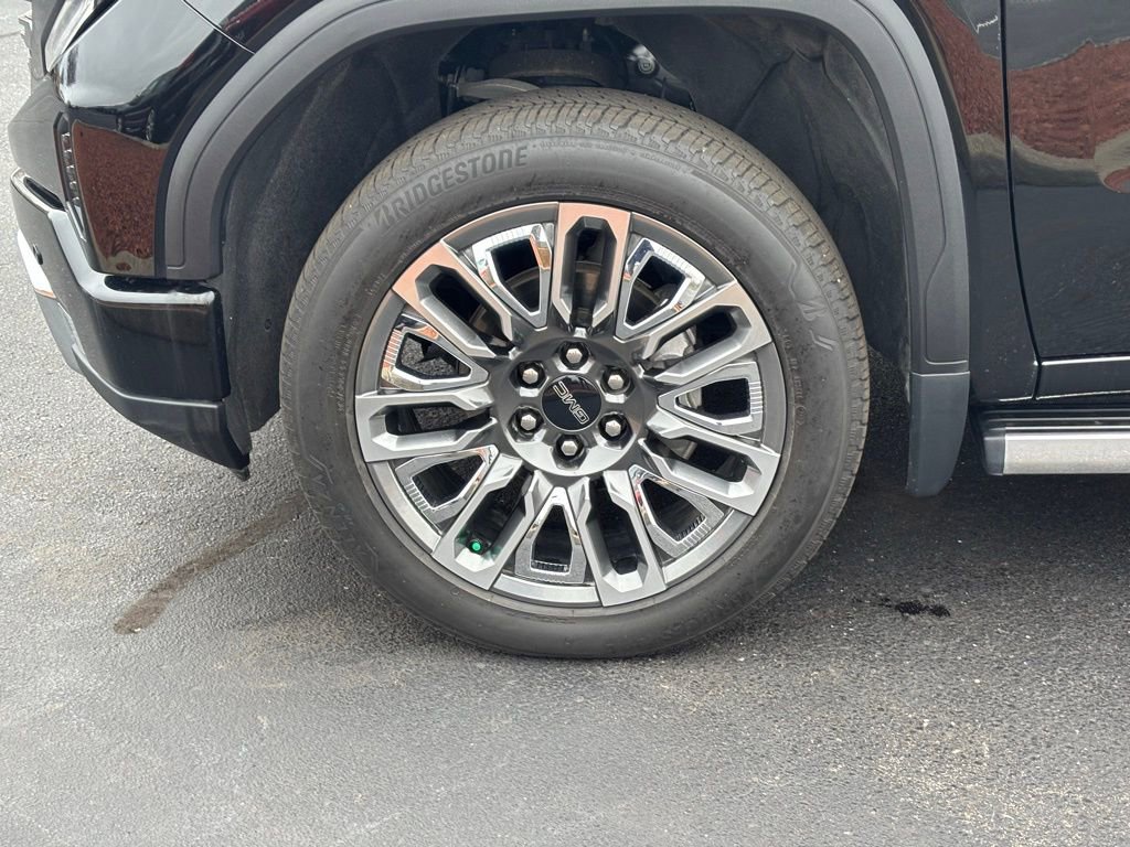 Used 2023 GMC Sierra 1500 Denali Ultimate image 10