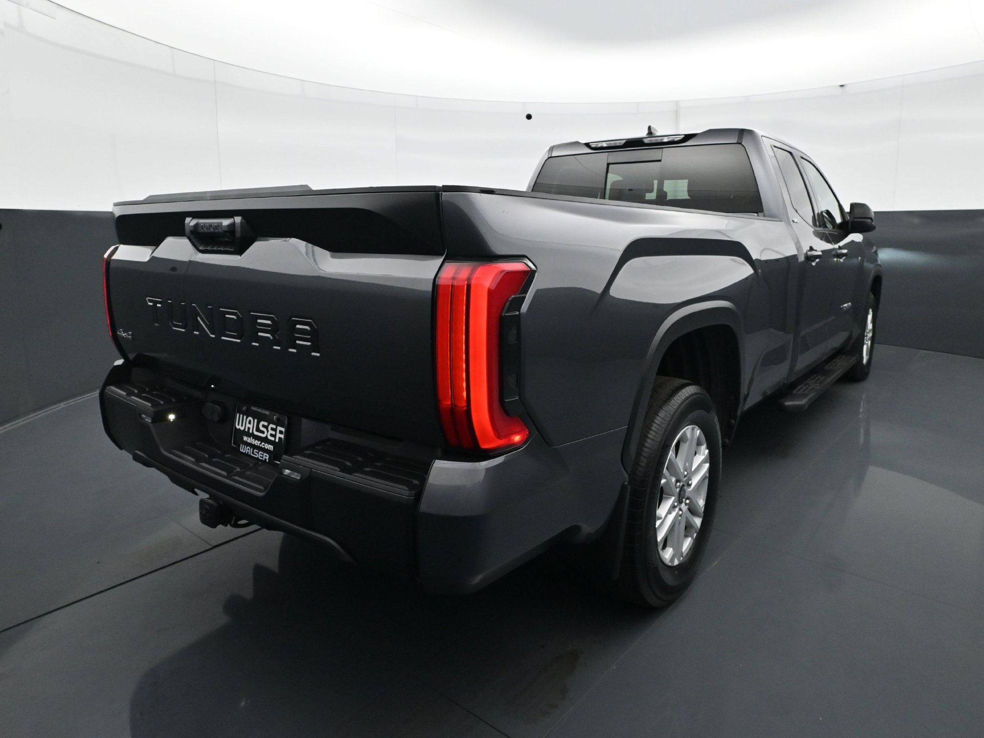 Used 2023 Toyota Tundra SR5 AWD/4WD image 6
