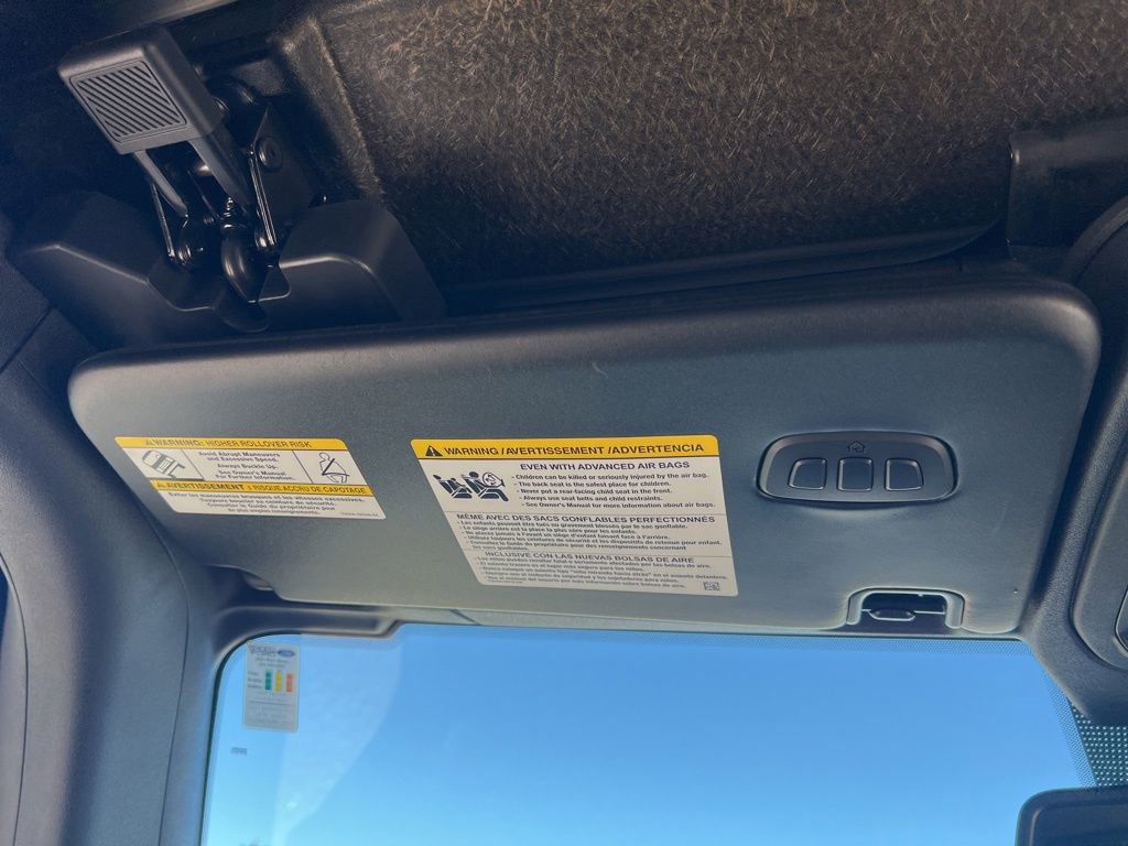 Used 2023 Ford Bronco Wildtrak image 31