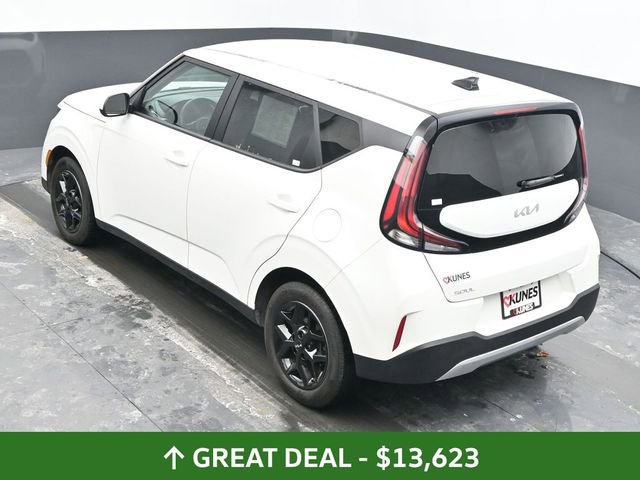 Used 2023 Kia Soul LX w/ Option Group 015 image 39