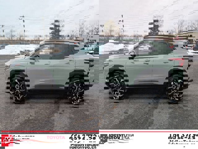 Used 2024 Chevrolet Trax RS w/ Driver Confidence Package image 6