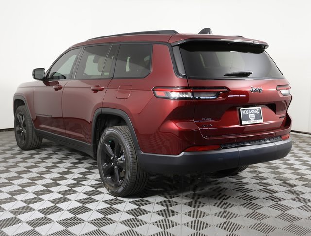 Used 2025 Jeep Grand Cherokee L Limited w/ Black Appearance Package image 6