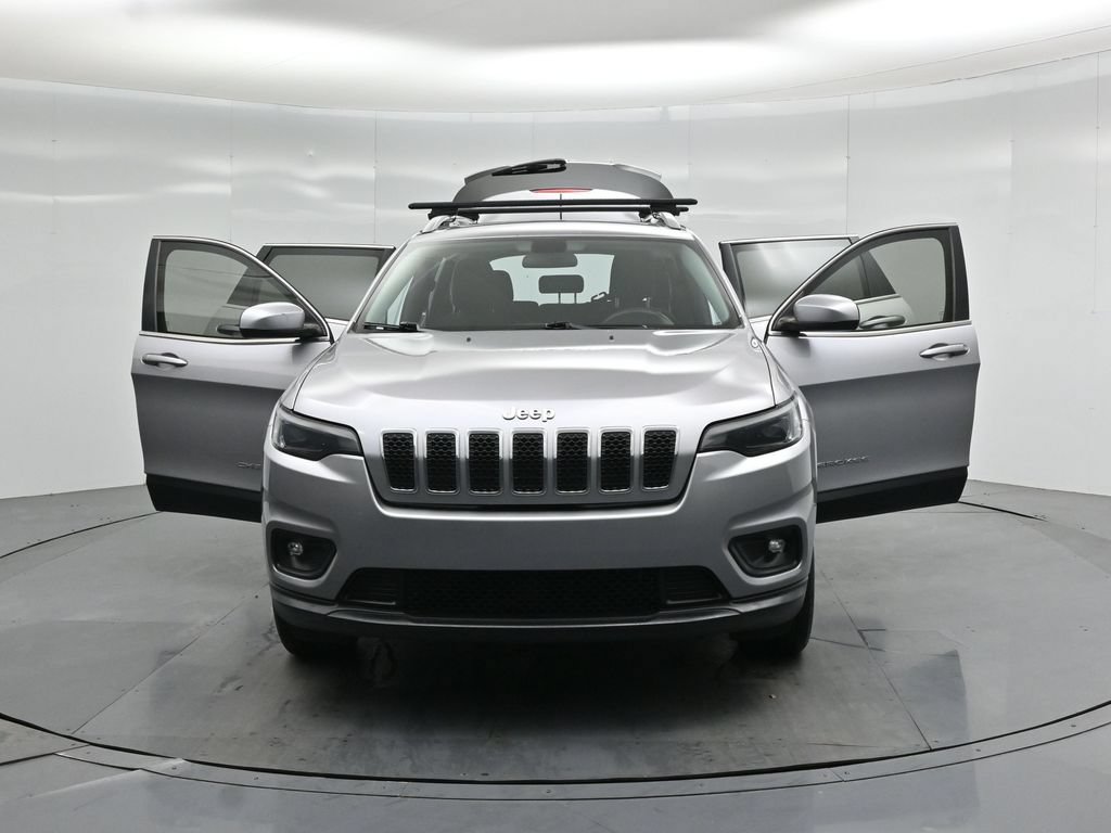 Used 2019 Jeep Cherokee Latitude AWD/4WD image 26