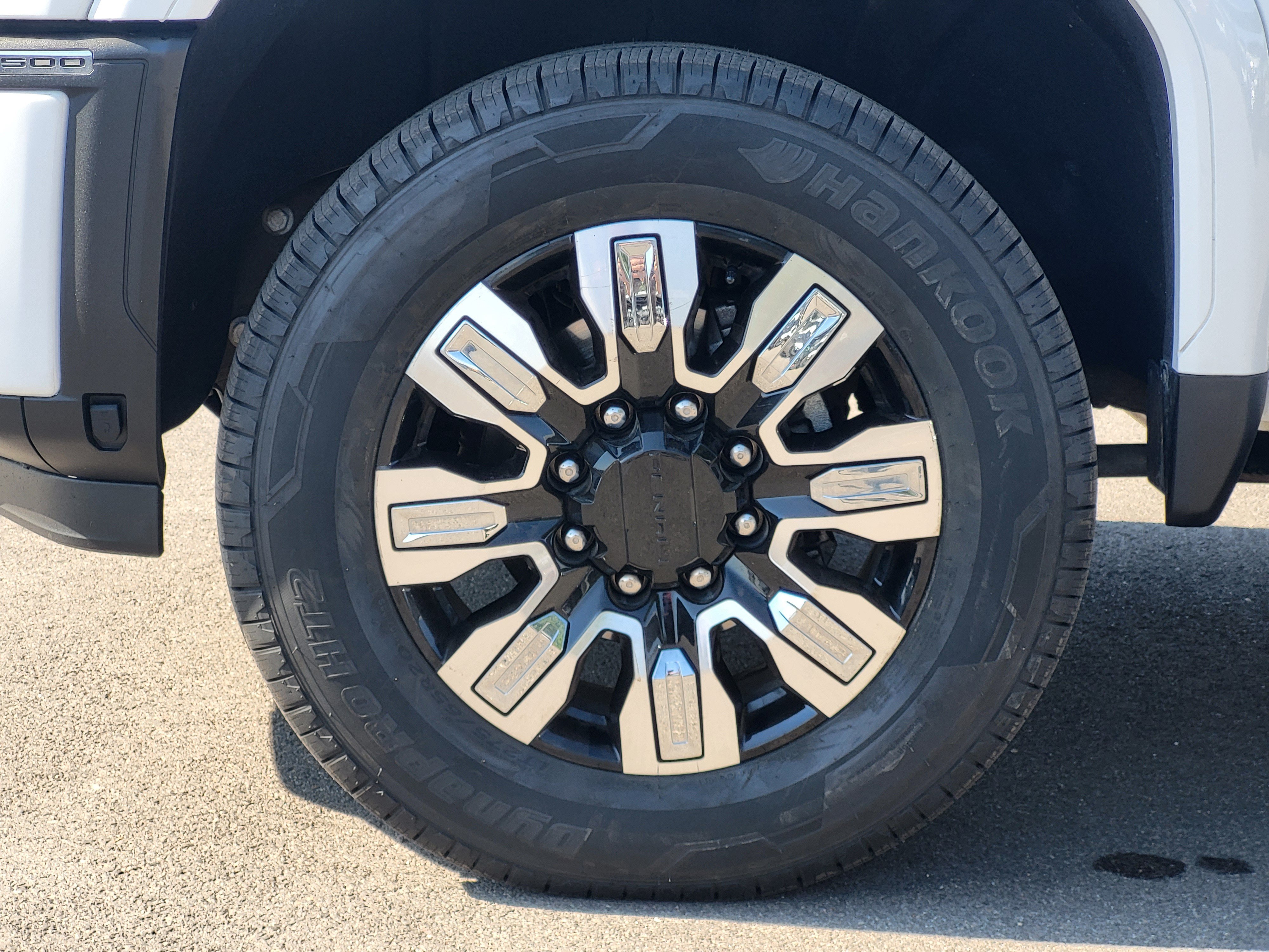 Used 2024 GMC Sierra 2500 Denali w/ Denali Reserve Package AWD/4WD image 10