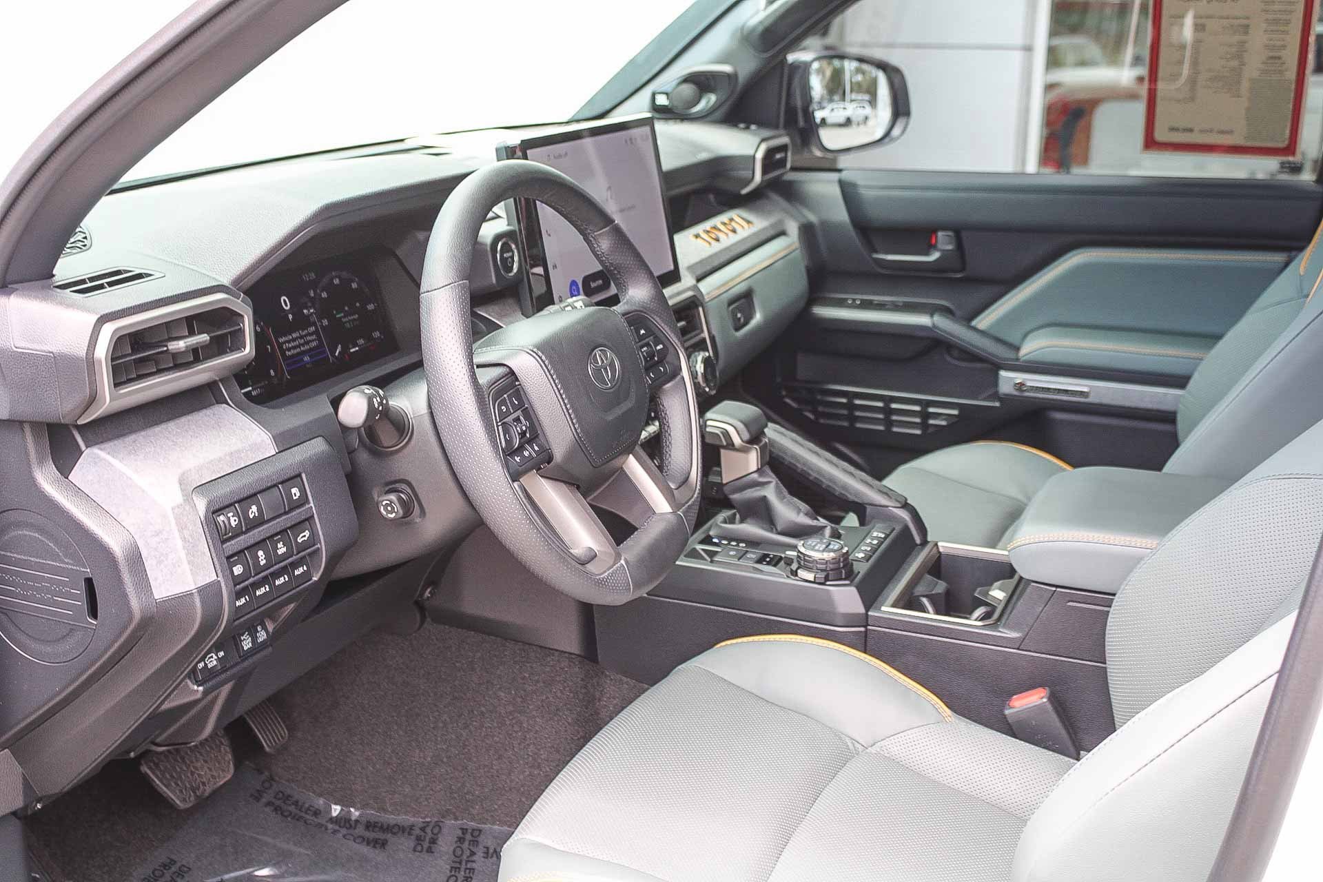 Certified 2025 Toyota 4Runner Trailhunter AWD/4WD image 19