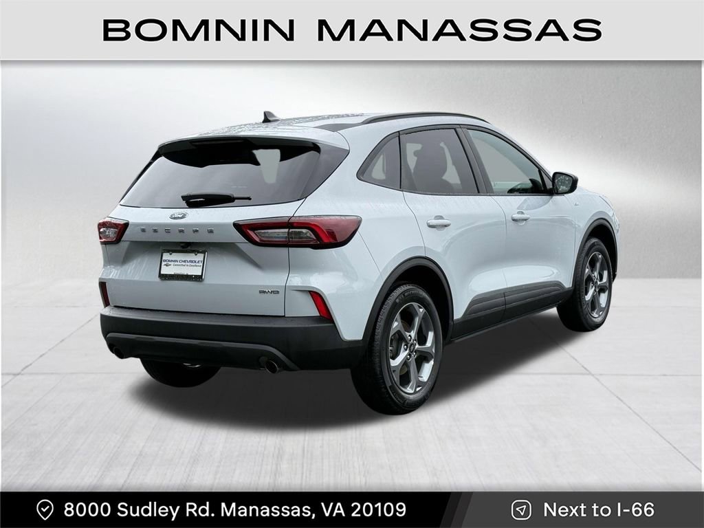Used 2025 Ford Escape ST-Line image 29