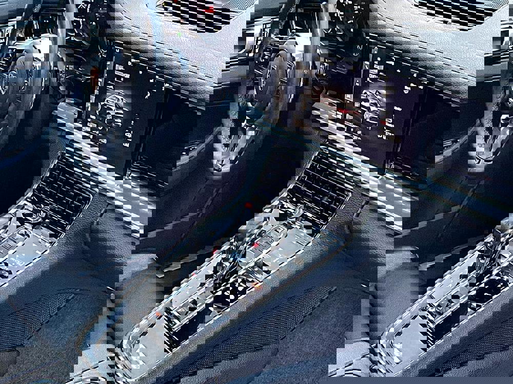 Used 2017 Porsche Panamera 4 image 8