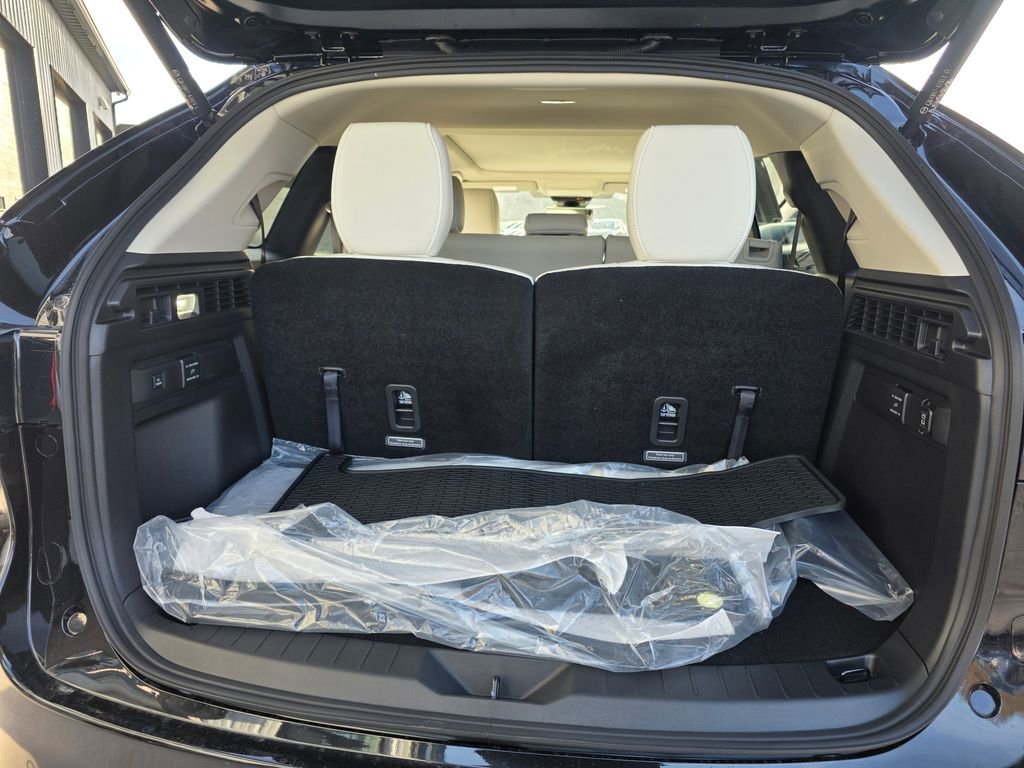 New 2026 MAZDA CX-90 Plug-In Hybrid w/ Premium Plus image 9