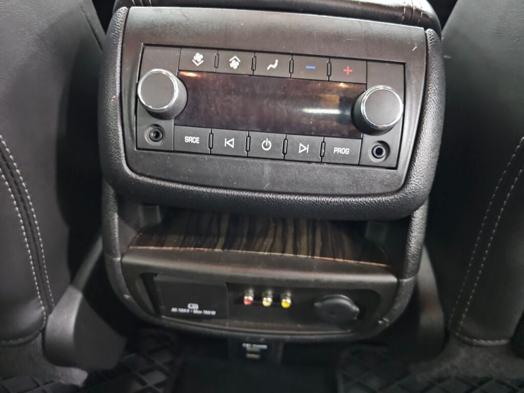 Used 2014 GMC Acadia Denali AWD/4WD image 22