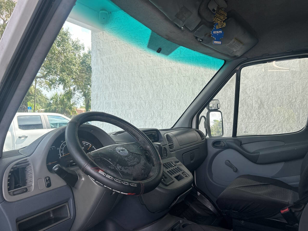 Used 2006 Dodge Sprinter 2500 w/ Window Group II image 16