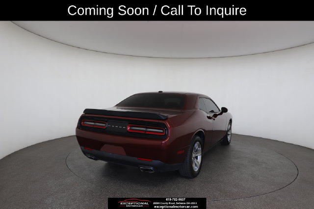 Used 2017 Dodge Challenger SXT RWD image 16