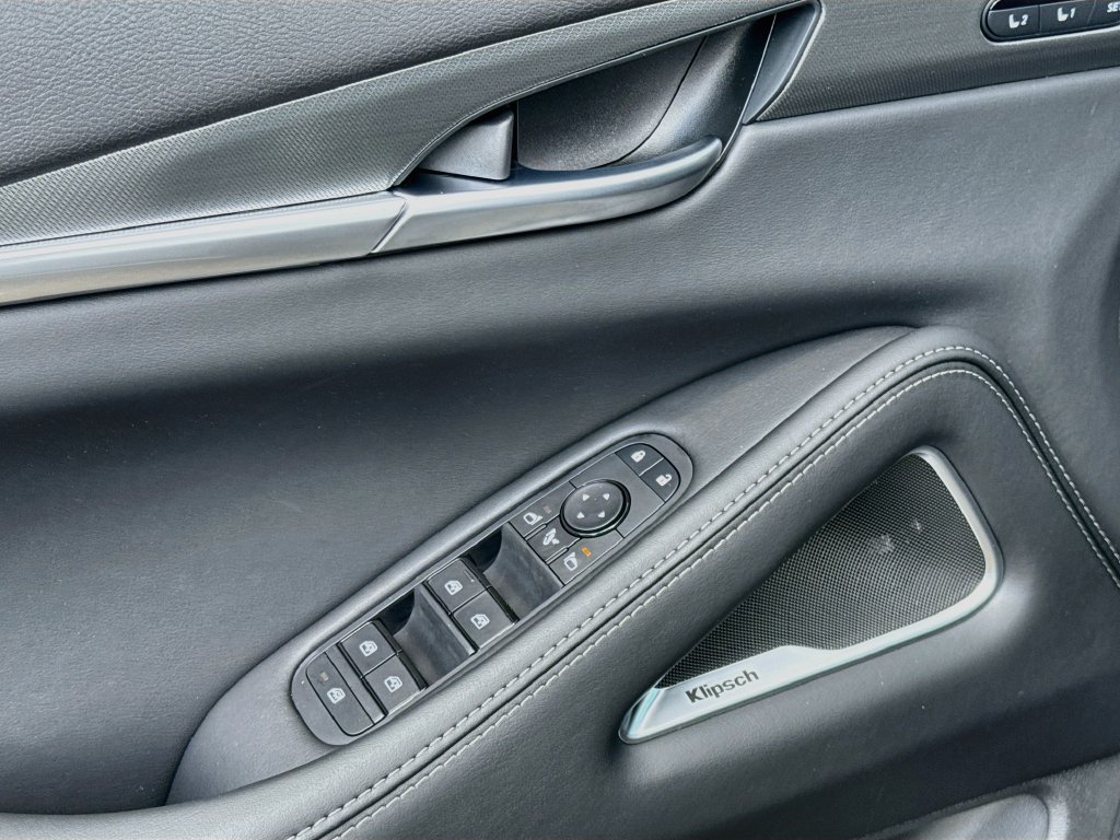 New 2027 INFINITI QX60 Luxe w/ Cargo Package FWD image 18